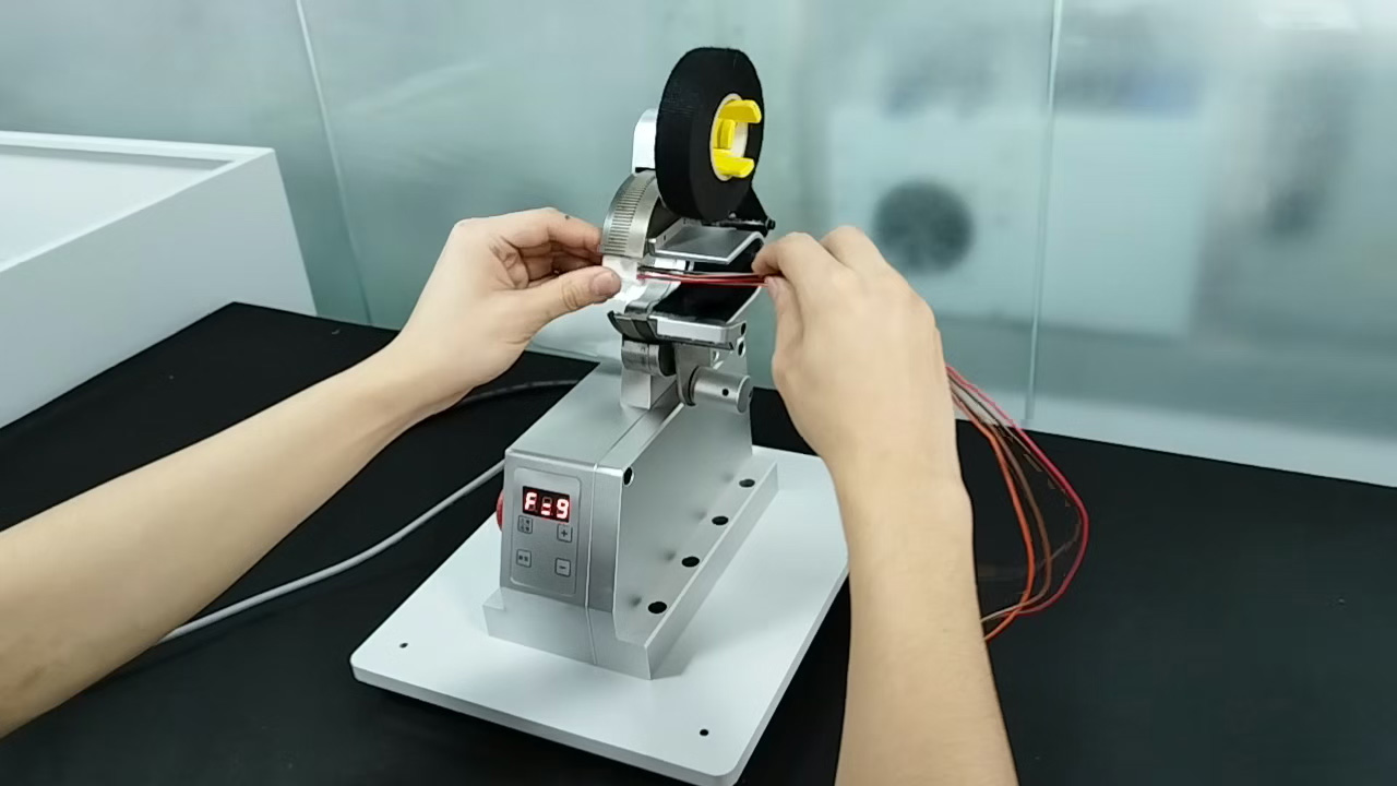 Mesin Pembungkus Kawat Tunggal Mini - Wrapping Pita Adhesive Presisi untuk Aplikasi Kawat Tunggal