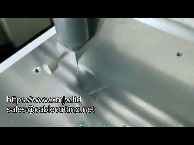 Dispenser Pasta Solder Otomatis Multifungsi untuk Perakitan PCB Cepat & Akurat