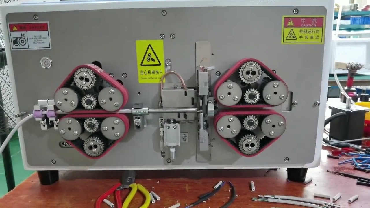 Mesin Pengupas Selubung Dalam dan Luar Tipe Roda Sabuk - Efisien untuk Kabel Industri