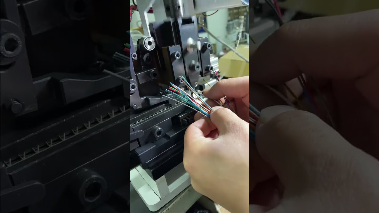 Mesin Terminal Strip Kontinu Horizontal | Stripping Kabel Otomatis untuk Pabrik