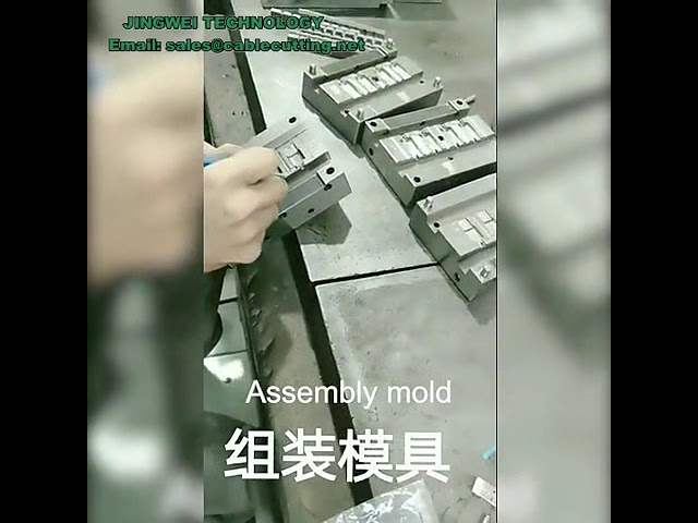 Pembuat Cetakan Plastik Kustom untuk Kabel USB Data & Konektor Power AC/DC - Injection Moulding Presisi Tinggi