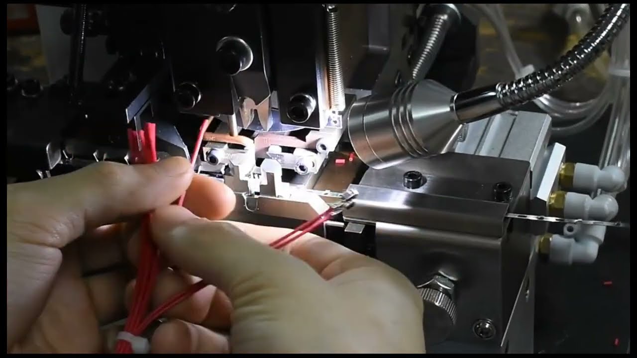 Mesin Stripping & Crimping Terminal Multi-Inti Otomatis